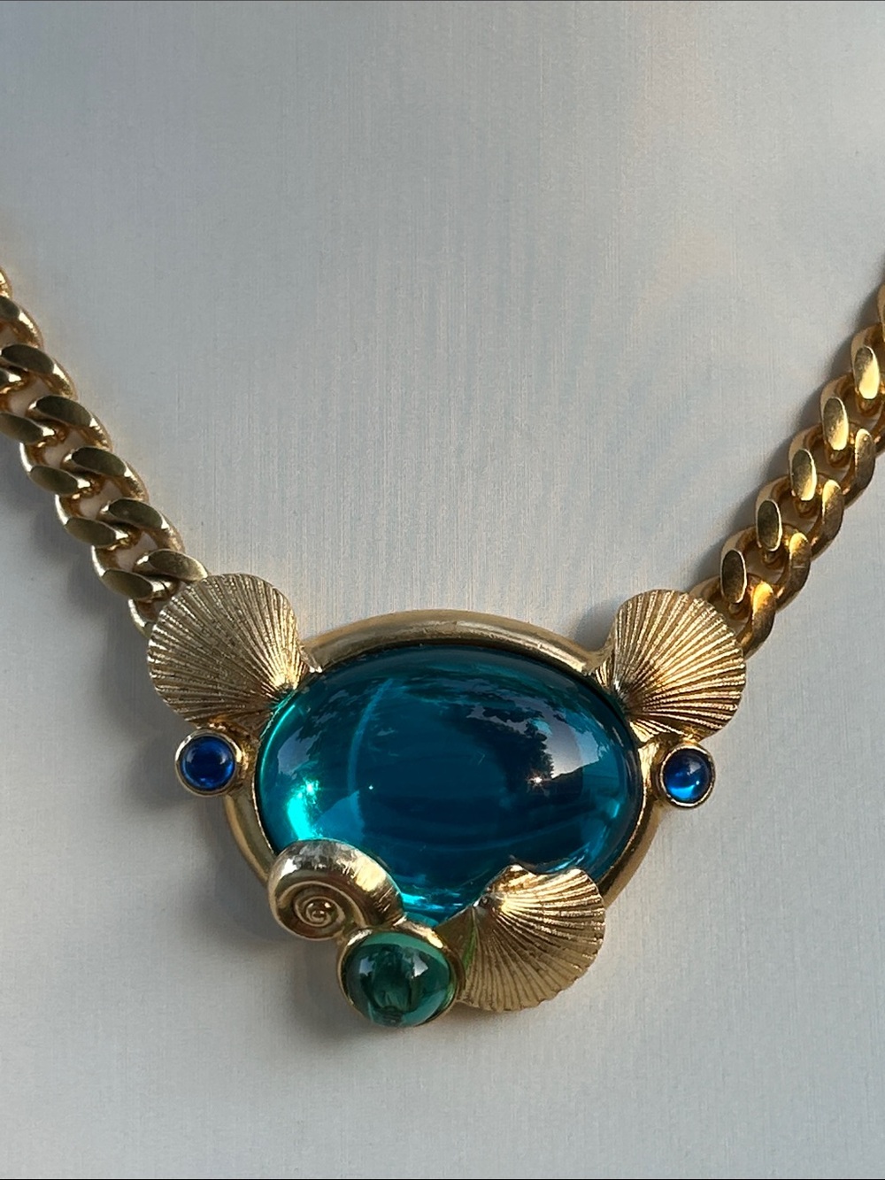 Vintage Trifari Kunio Matsumoto Sea Shell Necklace - Picture 4 of 7